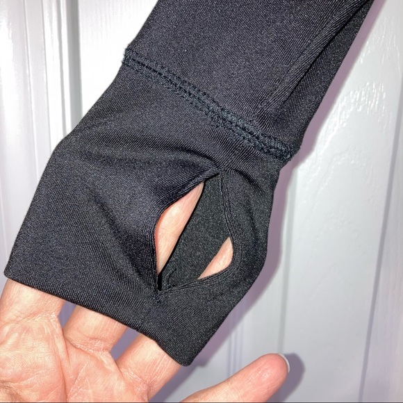 Universal Studios Black & Gray Long Sleeve 1/4 Zip Small Sweater - Picture 11 of 12